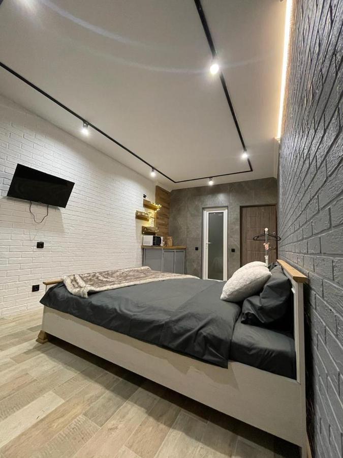Loft_Apartment Kamianets Podilskyi Bagian luar foto